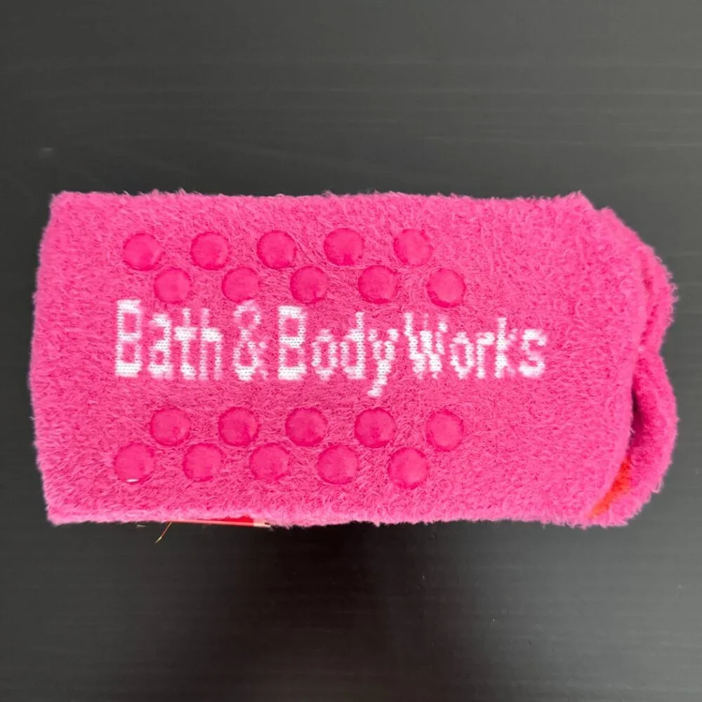 Bath & Body Works Merry and Bright Shea-infused Lounge Socks Christmas 2023